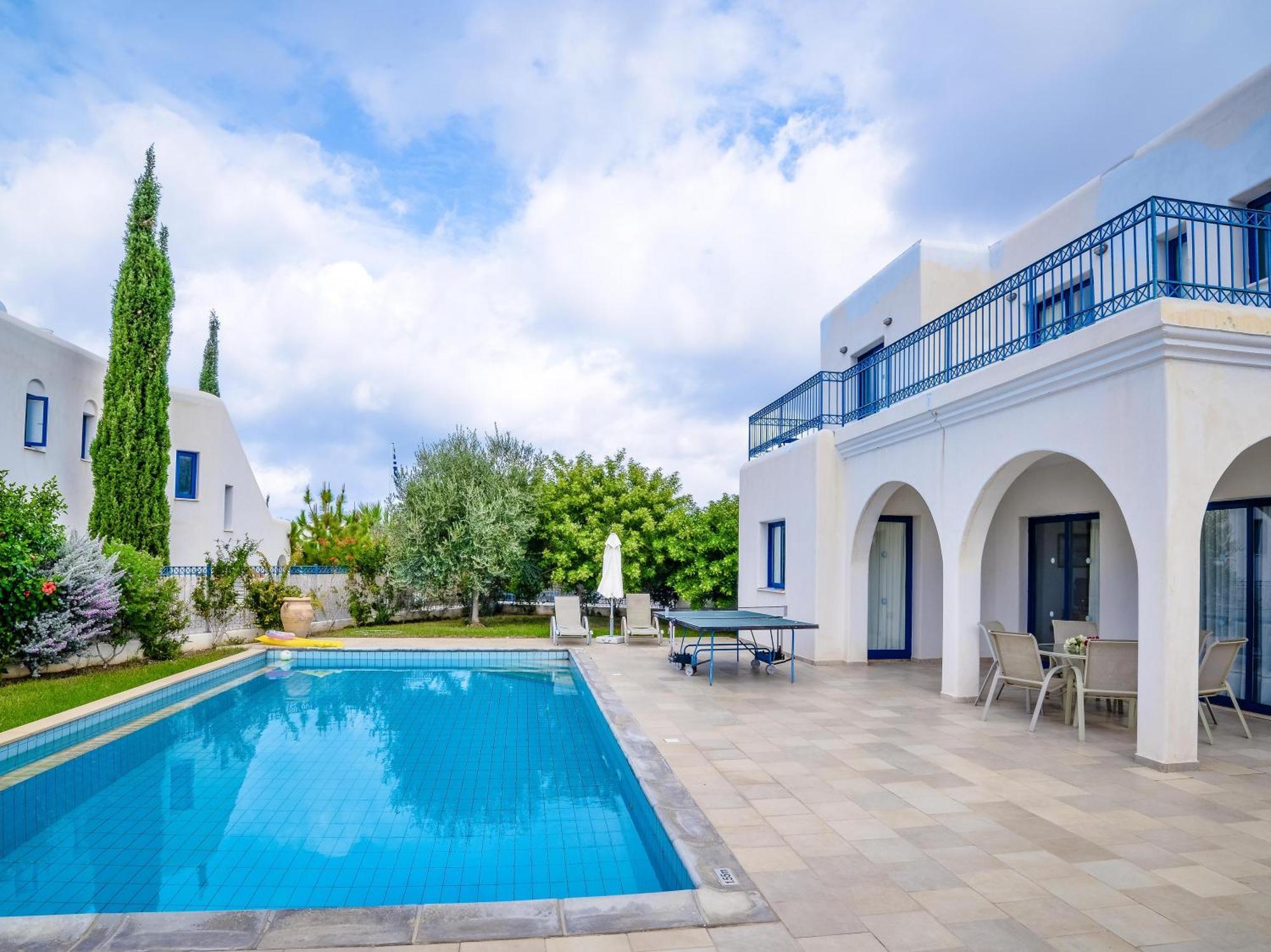 Azzurro Holiday Villas Péja Eksteriør bilde