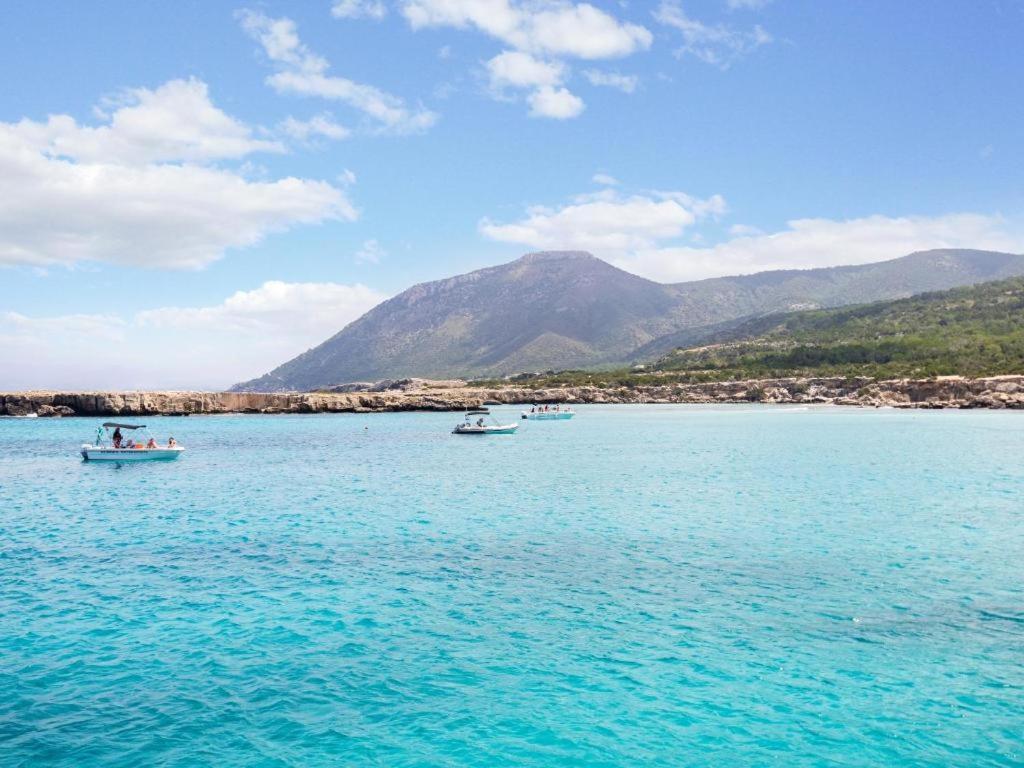 Azzurro Holiday Villas Péja Eksteriør bilde