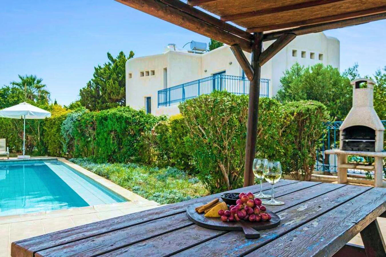 Azzurro Holiday Villas Péja Eksteriør bilde