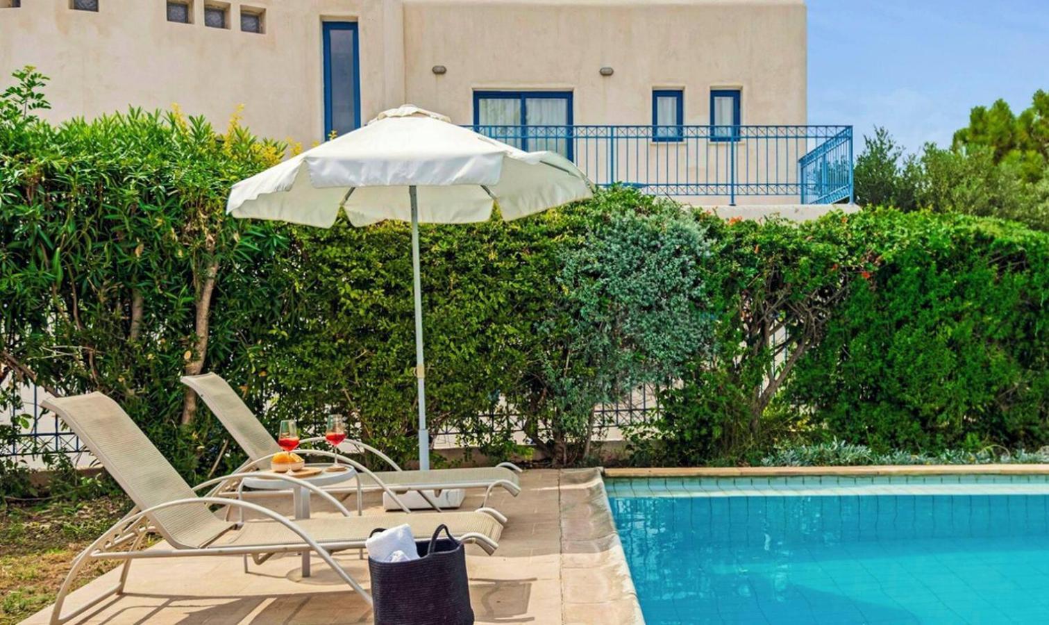 Azzurro Holiday Villas Péja Eksteriør bilde